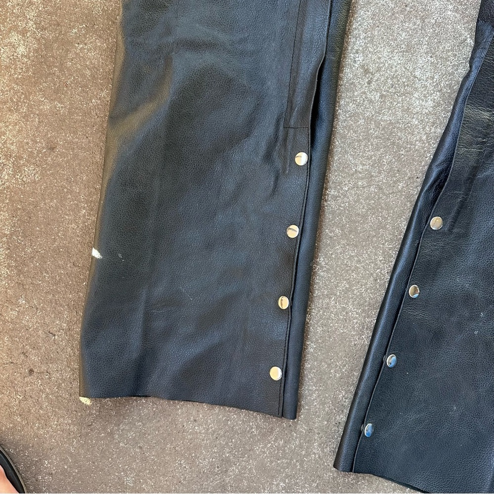 Genuine Leather Black Motorcycle Biker Chaps - Picture 6 of 6